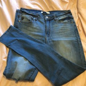 KanCan distressed skinny jeans.